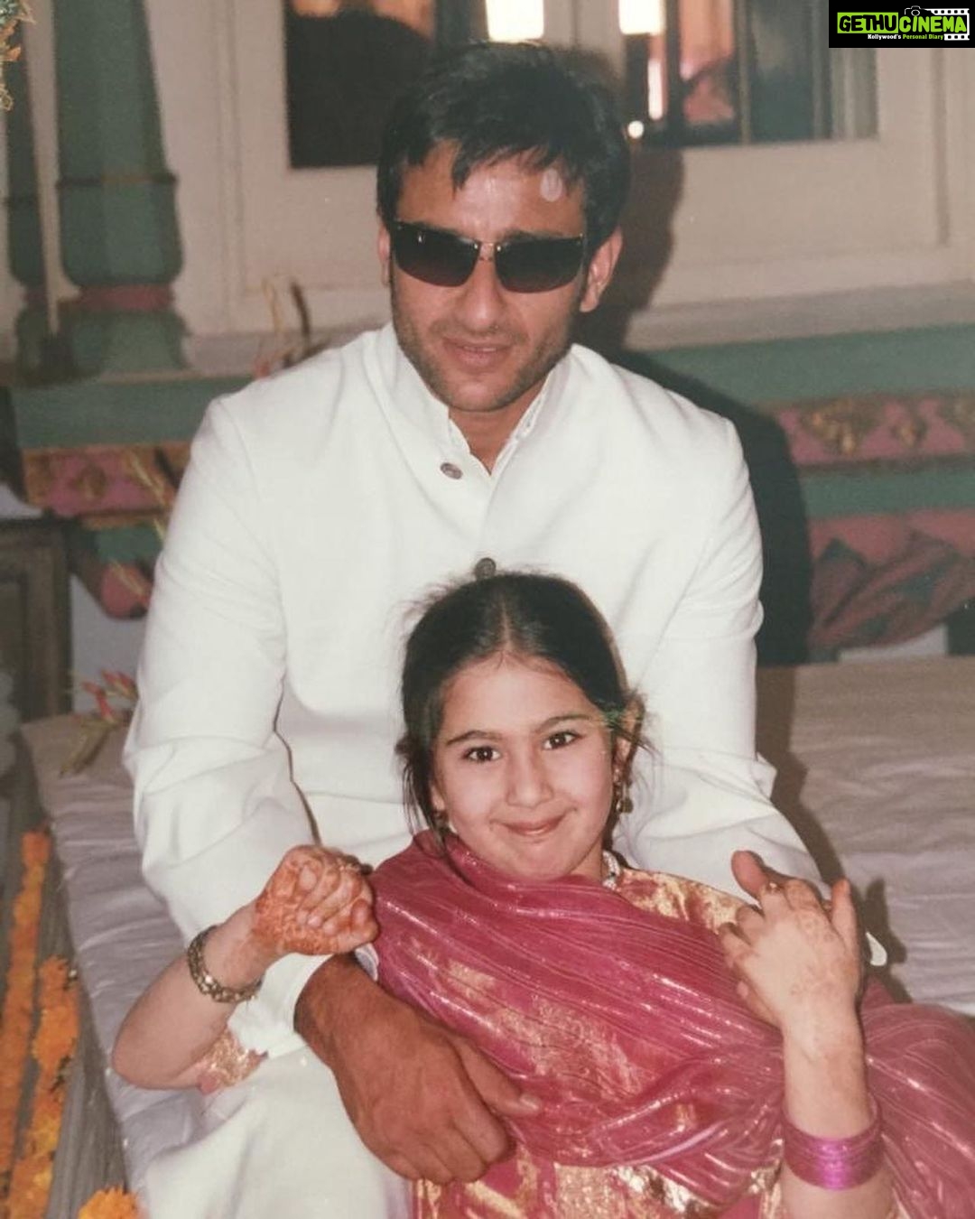Sara Ali Khan Instagram - Happiest Birthday Abba Jaan ♥️♥️ I’ll always be your first chape 🤗🐣🐥 #daddysgirl #fatherdaughter Daddy's Arms