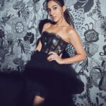 Sara Ali Khan Instagram – 🕷🕸
📸: @sheldon.santos
👗: @tanghavri @aadnevikofficial
💇♀️: @the.mad.hair.scientist
💄: @kavyesharmaofficial
