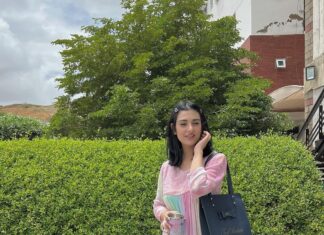 Sarah Khan Instagram - 💕🌈 ♥️ @generation_pk