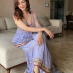 Saumya Tandon Instagram - All in house photographers in action. They are lucky to have me as their free model. 😀😀