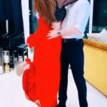 Shama Sikander Instagram - Pass wo aane lage zara.... Dhadhkane churane lage zara...🥰🥰🥰 @jamesmilliron #mypartner #mypartnerinlife #lovers #couplegoals #iloveus #bollywood #filmy #instagood #couples #couplevideos #song #video #reels #reelsinstagram #reelitfeelit #reelkarofeelkaro