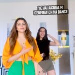 Shama Sikander Instagram - 90s v/s 80s dance 😎 it was all about style then who all agree? Leave a ❤️ in the comments below #90sgeneration #80sgeneration #oldisgold #fun #video #neice #neicelove #onlyforyou @sara__gesawat_ 😘🤗❤️ #merabaccha #loveyou #buabhatiji😊❤️ #family #familytime #funtimes