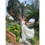 Shama Sikander Instagram – As I Promised…..😃
Here’s some other Pictures of #Avatarland 😍
Swipe Right ➡️ To Check them Out 😇
Let me know which one is your favorite in the comments below ❤️
.
.
.
#love #adventure #avatarland #beautiful #nature #beauty #holiday #smile #travel #vacation #happiness #usa Orlando, Florida