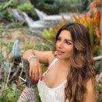 Shama Sikander Instagram - In #Avatarland 😍 Other photos Coming in next post... Stay Tuned ☺️ . . . #love #adventure #avatarland #beautiful #nature #beauty #holiday #smile #travel #vacation #actorlife #traveltheworld Orlando, Florida