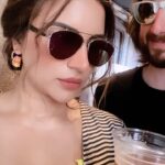 Shama Sikander Instagram – I meant De Beers #debeers diamond 💎 😐 @jamesmilliron #funnycouples #reallifecomedy #comedy #comedyvideos #starwarsfan #starwarsworld #hollywood #hollywoodstudios #travel #traveldiaries #orlando #orlandoflorida #reels #reelsinstagram #reelkarofeelkaro #reelitfeelit