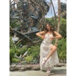 Shama Sikander Instagram - As I Promised.....😃 Here's some other Pictures of #Avatarland 😍 Swipe Right ➡️ To Check them Out 😇 Let me know which one is your favorite in the comments below ❤️ . . . #love #adventure #avatarland #beautiful #nature #beauty #holiday #smile #travel #vacation #happiness #usa Orlando, Florida