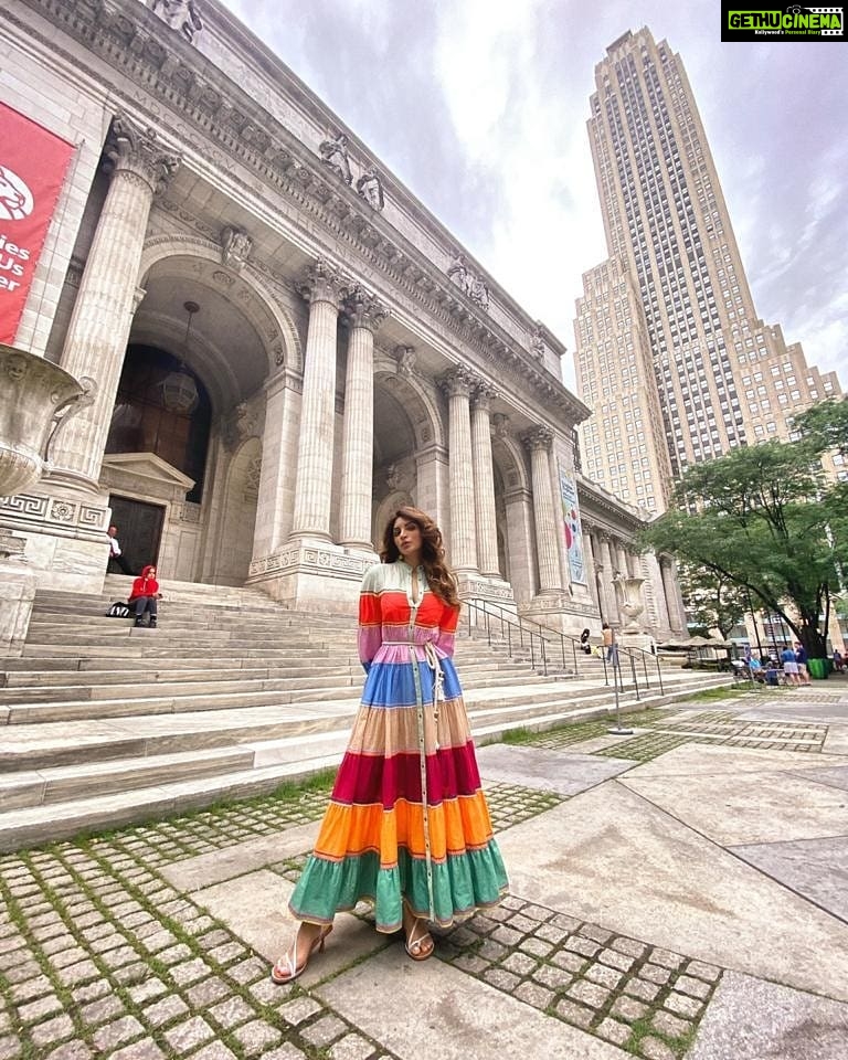 Shama Sikander Instagram - No matter where you go, All roads leads to you❤️😇 . . . #world #love #being #yourself #nature #photoshoot #happy #beauty #fashion #lifestyle #newyork #travel #peace New York, New York