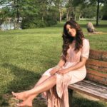 Shama Sikander Instagram - This is a wonderful day. I've never seen this one before and Thank you universe for adding such a beautiful day to my life.... forever grateful 🙏🏻😇😇 . . . #beautiful #nature #gratitude #love #happiness #motivation #positivevibes #inspiration #believe #blessed Ohio , U.S.A