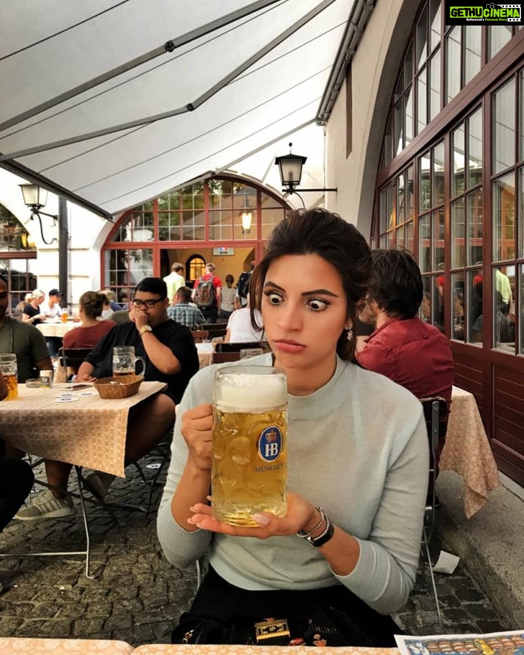 Shama Sikander Instagram - Can u tell me how big is this glass/jug??? Swipe right to see it from different angle 📐 if that helps..... Germany