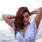 Shama Sikander Instagram - The Moon taught me there is Beauty in darkness too, that even when I don't feel whole, I am enough.... . . . #beautiful #white #love #ocean #hot #attitude #classy #happiness💕 #lifestyle #shamasikander