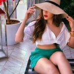 Shama Sikander Instagram - Guess where i am ....??? Write in comments below... . . 📸 Photographer:- @pranjali_nigudkar . . #beautiful #love #photography #style #inspiration #believe #selflove #goodvibes