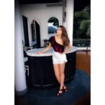 Shama Sikander Instagram - I’m a very expressive person, i mean i don’t think i can write any msg without an expression (emoji) 😃 ...there you go 🤭😐🤪 do u also go Through “emojitional” problems while writing a msg/comments? 🤓 Write in comments below and let me know what is your favorite expression (emoji) you like to use regularly ❤️❤️❤️❤️ . . . #love #life #crazyme #emoji #expression #nature #beautiful #adventure #happiness #peace Vietnam