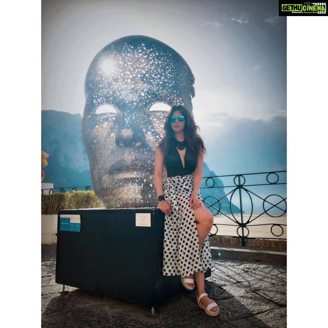 Shama Sikander Instagram - Capri memories...🥰 . . . #travel #fashion #vacation #style #beautiful #wonderful #place #throwback #capri #italy Capri, Italy