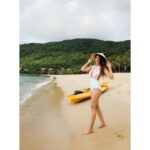 Shama Sikander Instagram - 🏖 Beach.... Sand.... and me =Total Bliss....🥰🥰🥰😇😇😇 . . #beach #travel #summer #sea #nature #sunset #love #photography #beachlife #ocean #sun #photooftheday #instagood #beautiful #travelphotography #vacation #picoftheday #sky #waves #sand #fashion #beachvibes