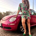 Shama Sikander Instagram - Vibe Higher.... . . . #beautiful #photoshoot #carlover #pink #love #lifestyle #happyme #gratitude #blessed #inspiration #actorslife #mumbai #shamasikander Mumbai, Maharashtra