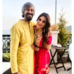Shama Sikander Instagram – A beautiful Blissful colorful Blessed day in The mountains🏔 ♥️😇🥳
.
.
My Jewellery:- @studio6jewels
James’s Bundy:- @rajeefromrajees
.
.
.
#beautiful #colorful #blessedday #happiness💕 #fun #crazy #friends #friendslikefamily #enjoy #gratitude #blessed #shamasikander