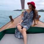 Shama Sikander Instagram - Nature is perfect ♥️♥️♥️ #traveldiaries #travelreels #thailand #travelwithme #shamasikander #lifeisfun #lifeisbeautiful #natureheals #water #ocean #kohsamui #actorife Mykonos, Greece