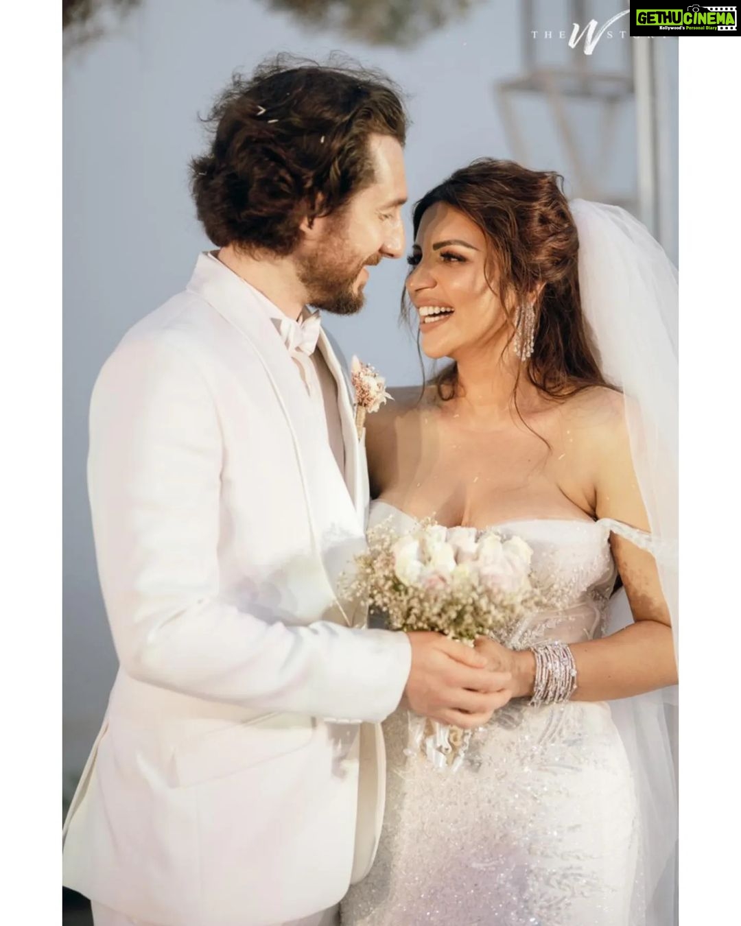 Shama Sikander Instagram - Everything is better with you. Everything has been better since you ❤️ . . @jamesmilliron . . . #jamsham #couplegoals #loveofmylife #togetherness #love #life #everything #happiness💕 #blessed #gratitude #shamasikander #likesforlike #share #comment Goa