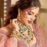Shama Sikander Instagram - Some BTS Moments ❤️ . . . #throwback #photoshootdairies #reelsinstagram #reelkarofeelkaro #reelitfeelit #photoshoot #ethenicwear #lehanga #shamasikander #shamasikanderreels Mumbai, Maharashtra