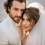 Shama Sikander Instagram - WHOLE.. 🧿💍🤍 . . @jamesmilliron . . Shot By:- @theweddingstory_Official Dress By:- @millanova @niveditasaboocouture Jewellery:- @amisukhadia Make Up By:- @kanika.world Hair By:- @hairbyrajabali Decoration:- @birju.c.gariba @sunainasingh_12 Wedding planning:- @noureenmorani @karansoorma Wedding invitation:- @puneet_gupta_invitations . . . #jamsham #finally #loveofmylife #isaidyes💍 #couplegoals #bride #goa #desitinationwedding #love #life #together #blessed #happiness💕 Goa