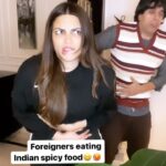 Shama Sikander Instagram - 🤣🤣🤣🤣🤣🤣 can’t stop laughing 😂 you don’t want to miss d end …. #funny #fun #funnyvideos #funnyreels #friendsforever