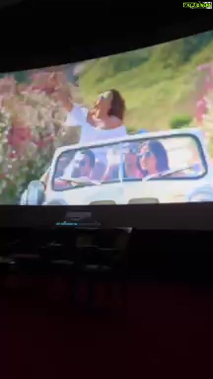 Shama Sikander Instagram - Majnu 2 press conference… @mikasingh @iamraailaxmi @sumitsethiofficial #delhi