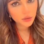 Shama Sikander Instagram - Meri Aankhon me Aankhein daal ke dekhiye...🥰 . . #comedy #comedyvideos #funny #indianmovie #movies #actor #actorslife #reelitfeelit #reelsinstagram #shamasikanderreels #shamasikander #reelsvideo #reelkarofeelkaro Mumbai, Maharashtra