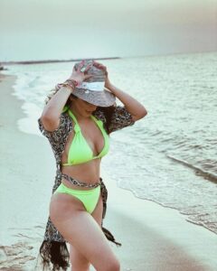 Shama Sikander Instagram - We do not remember Days, we remember Moments.... . . . #beautiful #beach #bikini #whitesand #love #weather #traveldiaries #positivevibes #loveyourself #shamasikander