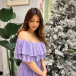 Shama Sikander Instagram - Lilac...💜 . . . #loveyourself #beautiful #love #blessed #photography #dubaidairies #style #fun #picoftheday #shamasikander #explore #like #share #comment Dubai, United Arab Emiratesدبي