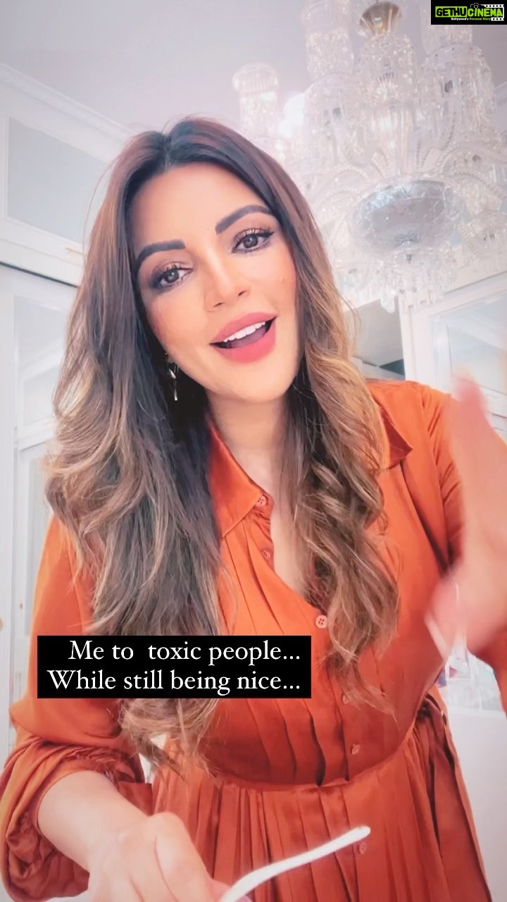 Shama Sikander Instagram - ππππ i love thisβ₯οΈ #goodbye #audryhepburn #myfavorite #actress #actorslife #drama #saynotodrama #keeptoxicpeopleaway #happylife #blessedlife #mylife #lovelife #lovemylife