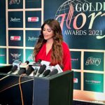 Shama Sikander Instagram - And then it said…. LET THERE BE LIGHT…..😇😇😇Fanoos banke jiski hifazat hawa kare, wo SHAMA kya bujhe jise roshan khuda kare….😇. Won the Most inspiring actress advocating mental health 😇... Thank you @brandsimpact for recognizing my efforts and the impact it has made on everyone… thank you for opening up a conversation about Mental health coz there is still so much stigma around it... Thank you all for your constant love and support i love you multitudes ♥️🙏🏻🙏🏻🙏🏻 Love one another, be kind, be the light you are meant to be….😇 P. R- @shimmerentertainment . #shamasikander #actorlife #awardwinning #goldengloryawards #goldengloryawards2021 #achiever #mentalhealth #support #letstalkaboutit Mumbai, Maharashtra
