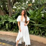 Shama Sikander Instagram - At Filmfare Red Carpet Glam.... @filmfare . . . #filmfare #MyglammfilmfareOTTawards #actorlife #shamasikander #gratitude #love #happiness #positivity #loveyourself #believe #blessed