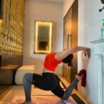Shama Sikander Instagram - Most people have no idea how good their body is designed to feel,including me , before I started doing yoga…😇 . . . #exercise #workout #Yoga #motivation #happy #mood #nature #picoftheday #fit #health #lifestyle #goals #fitnessvibes #shamasikander #explore Mumbai, Maharashtra