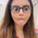 Shama Sikander Instagram - This trend isss toooo cute 🥰 Remix this? #viral #trend #cute #girlswholikegirls #funny #cute #videos #trends #cutetrends #viralvideos