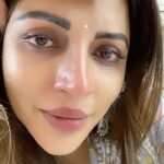 Shama Sikander Instagram - Aise hi…☺️from me to you… shayari pasand aaye to ♥️ likh dena comments me.. Yun to koi farq nahi padhta, yun to bahot farq padhta hai….❤️ #shayari #personalquotes #soulfulquotes #dilkibaat #dialogues #hindi #actor #actorslife #night #heartful_moments #frommyhearttoyours #dilsediltak #dil #reelsinstagram