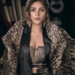 Shama Sikander Instagram – They say the Lion is king of the Jungle. But it is the lioness who does the hunting. It is the lioness who takes care of the pride. Her spirit is formidable…..
.
.
.
πΈ Photographer:- @sameerbelvalkar
Stylist:- @nakhrevakhre
Jr Stylist:- @styledby_khushboorajoriya
Make Up:- @swatidedhia_makeup
Hair:- @hairbyrajabali
Wardrobe:- @shamasikander Mumbai, Maharashtra