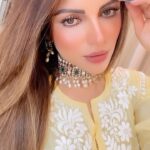 Shama Sikander Instagram – Kyun? Suit karda suit? Write in comments below #suit #punjabi #punjaban #girl #kudiya #hot #cute #sassy #naughty #pyari #sundari #indian #indiangirls #punjabisongs #famous #gururandhawa #popsong #viral #viralreels #reelkarofeelkaro