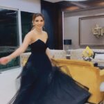 Shama Sikander Instagram - #simplesimple #simplicity #simple #girl #doll #dress #eveningdress #eveninggowns #eventlife #love #actor #bollywood #viral #viralreels
