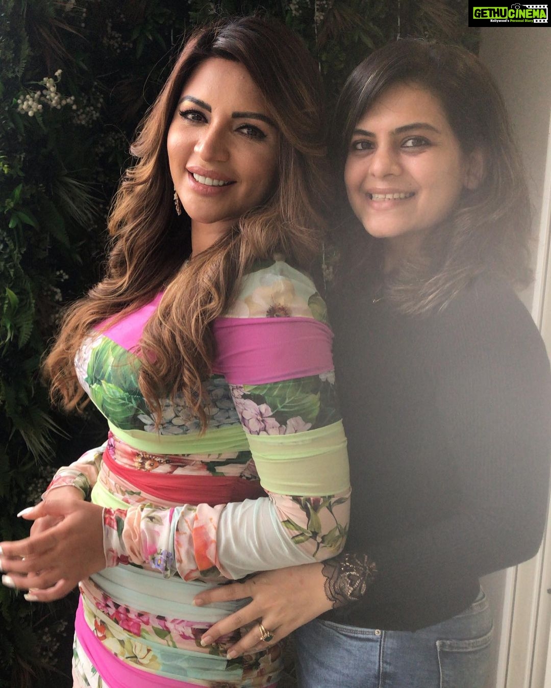Shama Sikander Instagram - "There is no limit to what we, as women, can accomplish." MUA- @swatidedhia_makeup Muse- @shamasikander . . #birthday #makeup #muse #womenempowerment #strong #bold #soft #shamasikander #softcurls #makeupartist #love #passion #dedication #obsession #work #mua #makeupartist #dior #nars #benefitcosmetics #chanel #pixibeauty #instagram #followme #instalove #booking #shoot #bridalmakeup