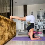 Shama Sikander Instagram - Never trust your fears. They don't know your strength.... . . . #fitness #exercise #workout #motivation #happy #picoftheday #fit #health #lifestyle #goals #fitnessvibes Mumbai, Maharashtra