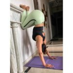 Shama Sikander Instagram - I am not what happened to me, I am what I choose to become.... . . . #fitness #exercise #workout #motivation #happy #picoftheday #fit #health #lifestyle #goals #happysaturday #fitnessvibes Mumbai, Maharashtra