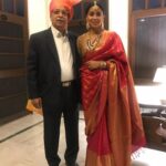 Shriya Saran Instagram - Happy anniversary @neerjasaran papa Thank you for being the best parents . So grateful to the universe for bringing us together as a family. Grateful for all your love and sacrifices you made for helping us become us ! You are amazing just the way you are . @andreikoscheev @neerjasaran @ @anjuchaturvedi @sshauryaa23 @aartisaran15