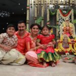 Sneha Instagram - Varalaksmi pooja ! Of course with friends and family. @geetuevents @geetuhautecouture @prasanna_actor @ashokarsh @vyshalisundaram_hairstylist #varalakshmipooja #frndslikefamily #beautifulmemories #blessings #goddesslakshmi
