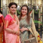 Sneha Instagram - Varalaksmi pooja ! Of course with friends and family. @geetuevents @geetuhautecouture @prasanna_actor @ashokarsh @vyshalisundaram_hairstylist #varalakshmipooja #frndslikefamily #beautifulmemories #blessings #goddesslakshmi