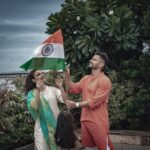 Soha Ali Khan Instagram - Where the mind is without fear and the head is held high … 🇮🇳 #jaihind #happyindependenceday #harghartiranga #75thindependenceday