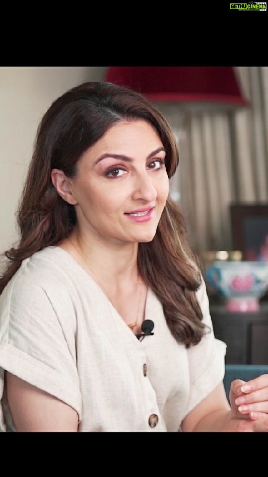 Soha Ali Khan Instagram - Anemia is a silent condition which affects 1 in 2 women in India. Unexplained tiredness, breathlessness, headaches and hair fall are commonly ignored as routine by a vast majority of women. Its important we talk about Anemia and build awareness. A simple blood test can diagnose Anemia. So, get your blood tested today ! Manna iStrong is clinically proven to tackle Anemia in 90 days. Its specially formulated women’s health drink made with 8 grains and comes in two flavors Caramel and Chocolate. @mannafoodsofficial @mannafoods_in Buy Now Amazon : https://amzn.to/3vVRDeF Flipkart : https://bit.ly/3QjJUPJ Manna Foods : https://bit.ly/3zNqcVn #MannaiStrong #healthdrink #Womenempowerment #Womensupportingwomen #womenshealth #strongwomen #anemia #irondeficiency #period #hairfall #tiredness #asthma #trending #contestalert #shopnow #celebritymom #millets #multigrain