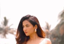 Sonal Chauhan Instagram - 🦋🦋🦋 . . . . . . . . . . . . . . . Styled by @rashmitathapa HMU @vijaysharmahairandmakeup 🎥 @stargaze.404 #sonalchauhan Taj Falaknuma Palace
