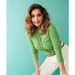 Sonali Bendre Instagram -