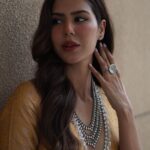Sonam Bajwa Instagram - 1 day to gooooo Jind Mahi releasing worldwide tomorrow 🤍