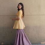 Sonam Bajwa Instagram - 1 day to go for Jind Mahi …… Wearing @qbikofficial Jewellery @sangeetaboochra Hair @hairbyharrybajwa Styling and Make up by me